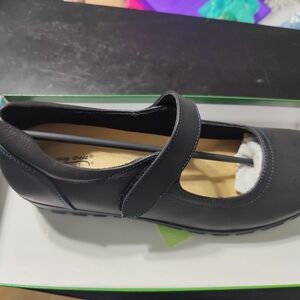 Easy Street Black Mary Jane Flats